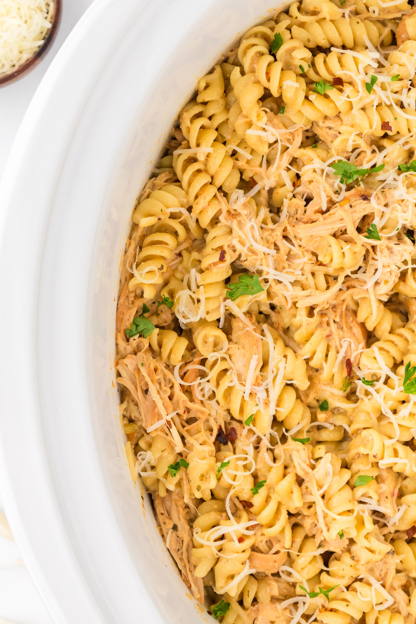 Crock Pot Garlic Parmesan Chicken Pasta