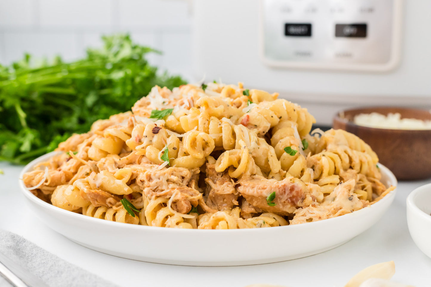Crock Pot Garlic Parmesan Chicken Pasta